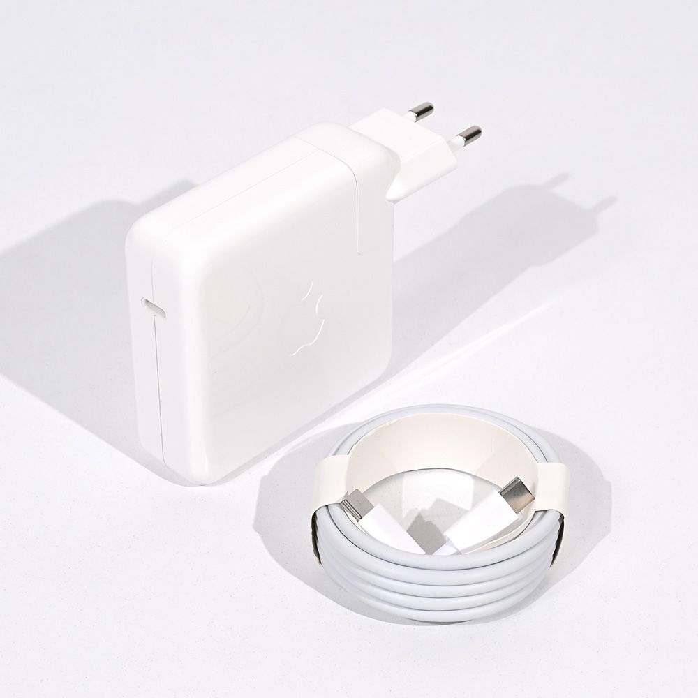 Punjac za laptop Apple 96W USB Type C HQ